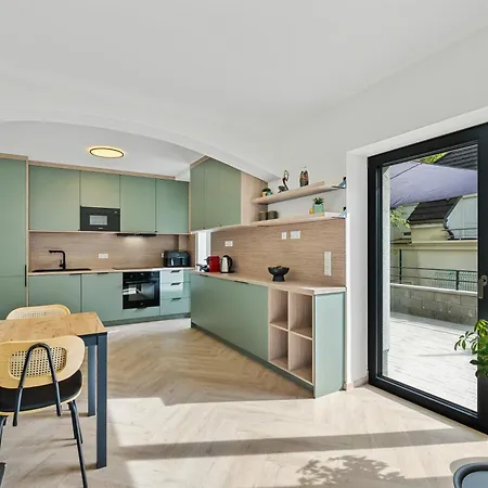 Ankoni Stay- 3,3 - Shared Kitchen * Luxemburg